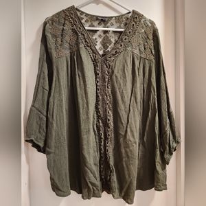 Womens Hannah Plus Size 3X Embroidered Lace Trimmed Blouse